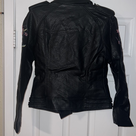 Bbdakota nwt size small women’s black jacket - Picture 6 of 6